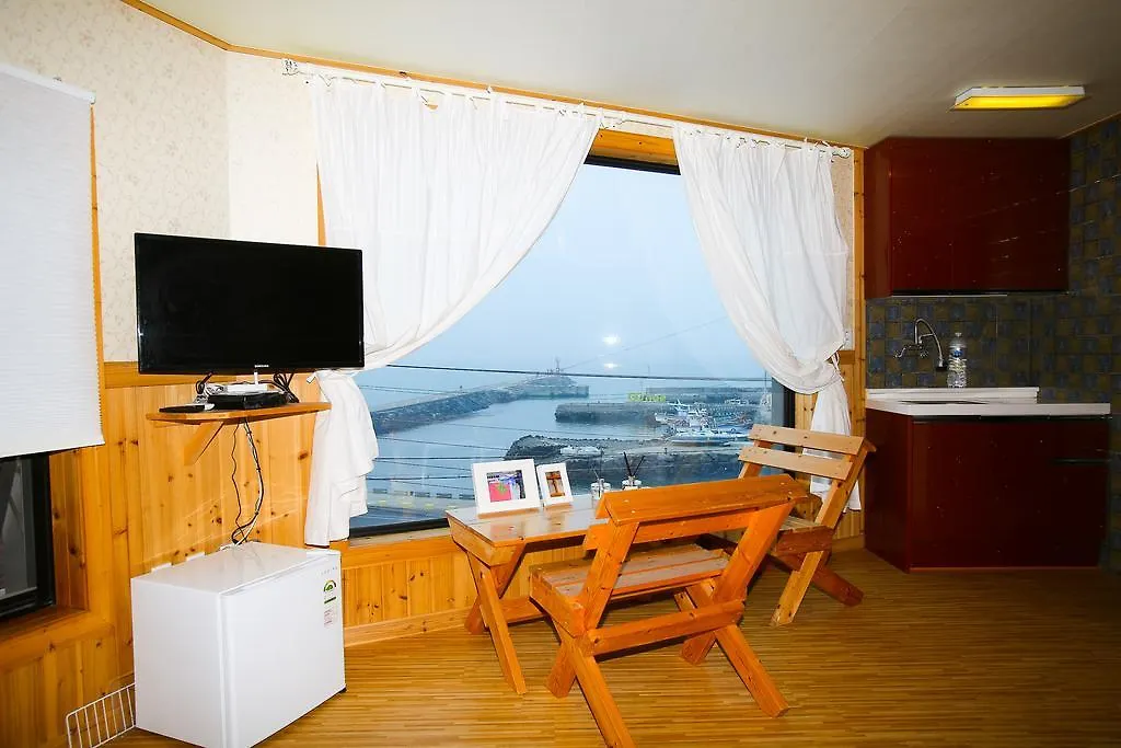 Sea And Bike Hotel Jeju