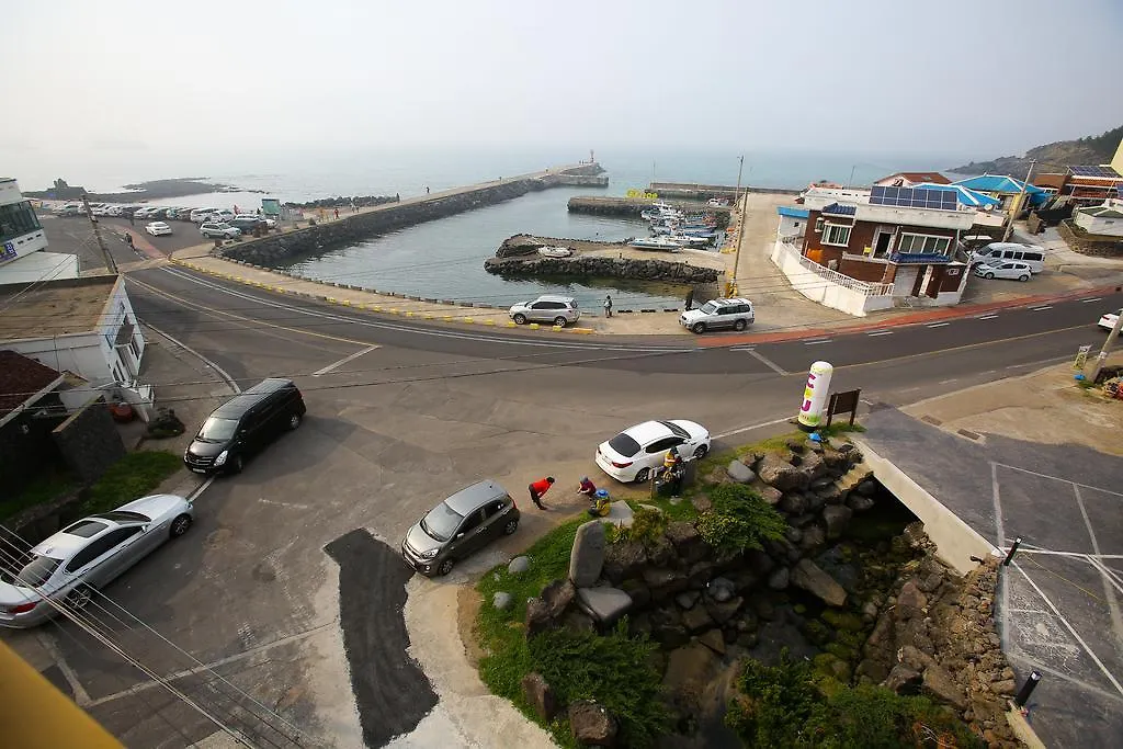 Sea And Bike Hotel Jeju Guest house