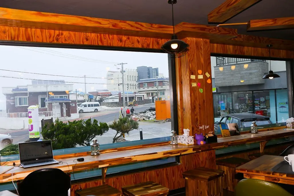 Guest house Sea And Bike Hotel Jeju